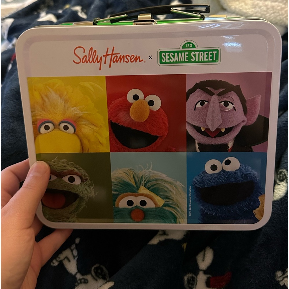 Sesame Street lunchbox